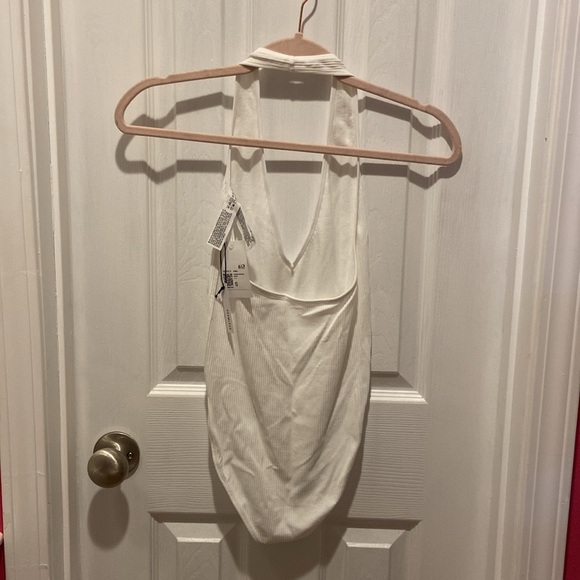NWT Forever 21 White Ribbed Seamless Halter Bodysuit - Picture 2 of 9